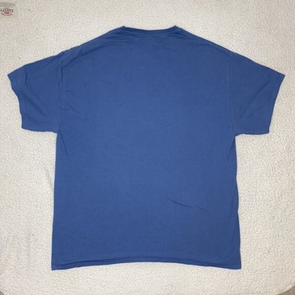 Pack of Wolves In Alaskan Forest Graphic Print T-Shirt: Size Extra Large - Picture 2 of 5